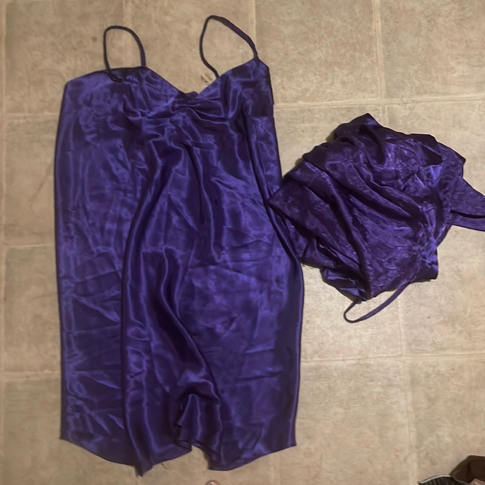 Royal purple polyester nightgown with robe